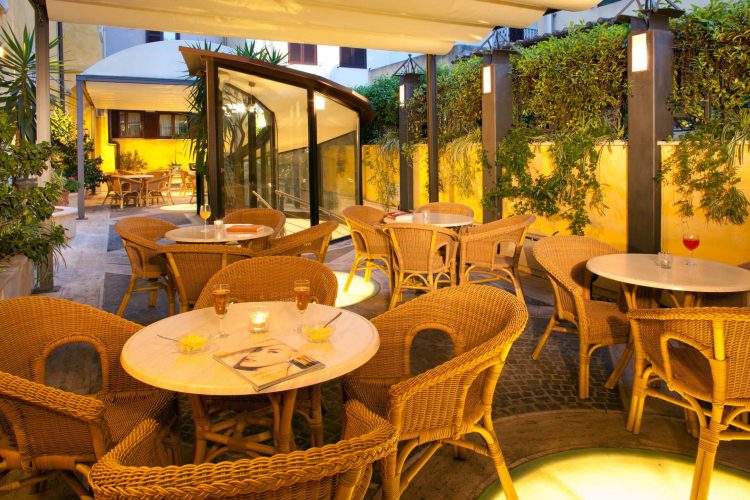 Terrace and Lounge Bar