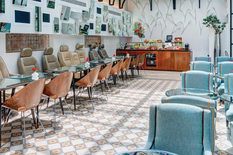 Breakfast Room