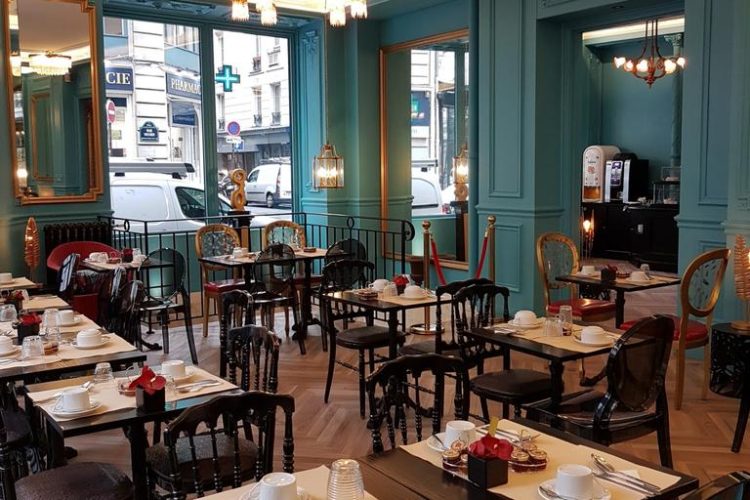 Breakfast Room