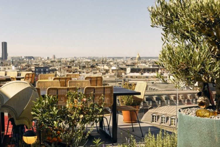 <span>Rooftop Bars</span> in Paris