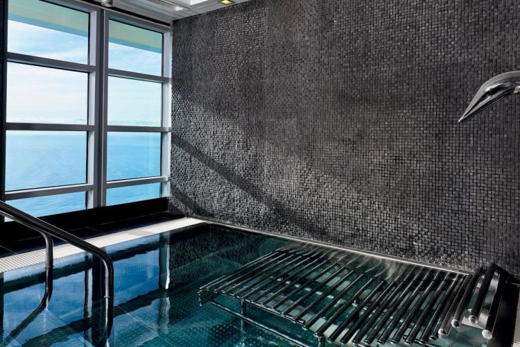Spa & Pool