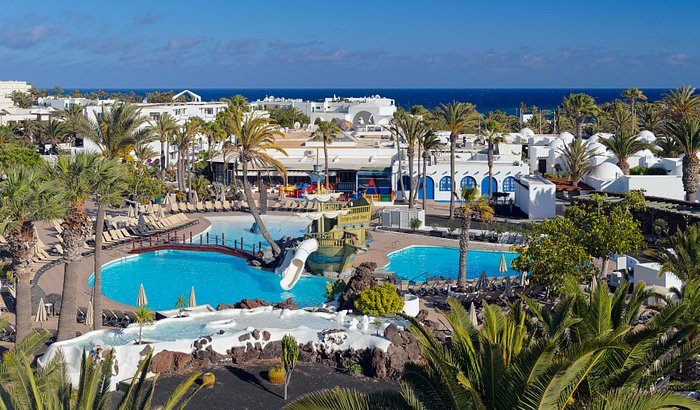 https://arrowtours.ie/hotels/h10-suites-lanzarote-gardens-costa-teguise/