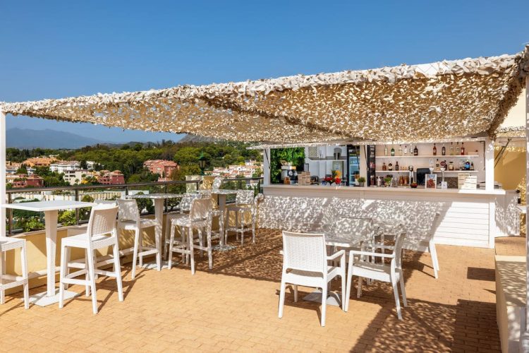 Restaurants and Bars