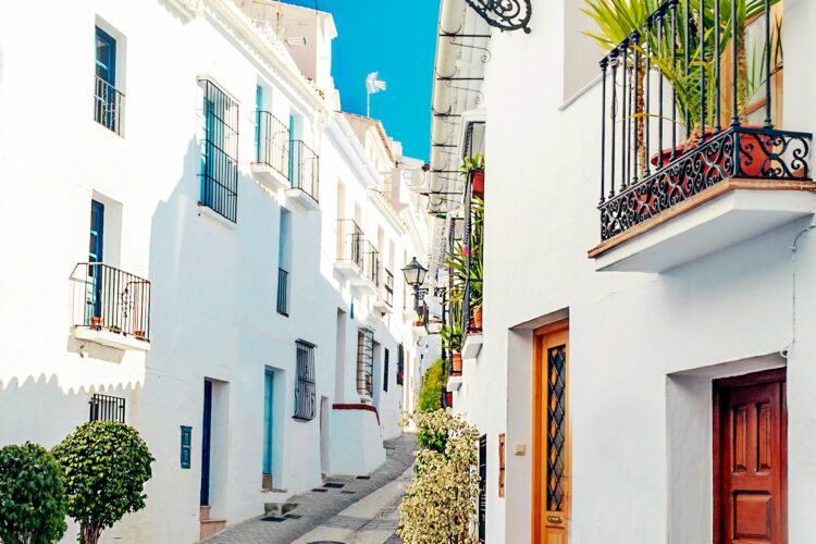 Spain’s <span>Best</span> Sunshine Destinations